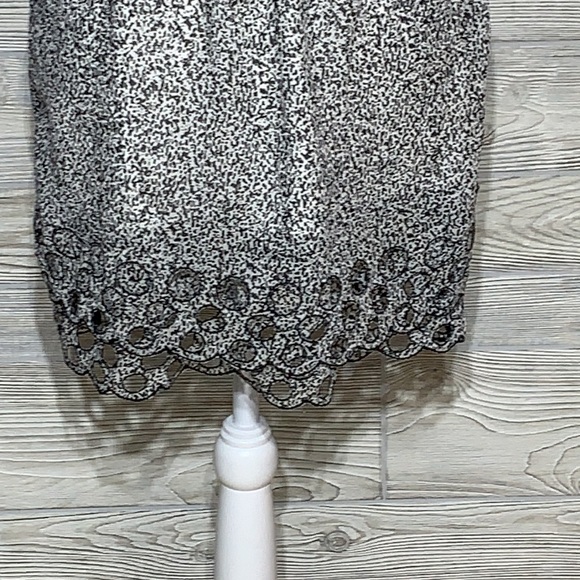 Dress short black and white - Picture 3 of 8